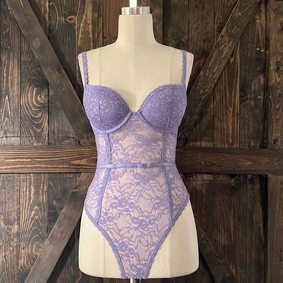 Forever 21 Teddy Lace lilac Lingerie bodysuit Sz-Small - Picture 1 of 14